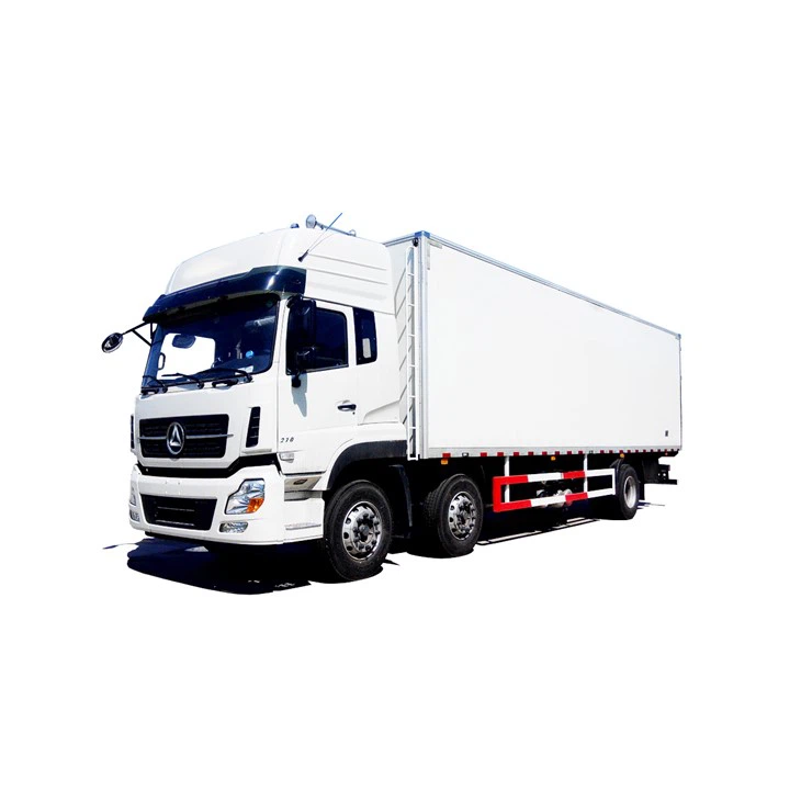 Trucail Cuisneáin 45 tonna 8 × 4 le Cummins 8.3L Inneall LHD Nó RHD