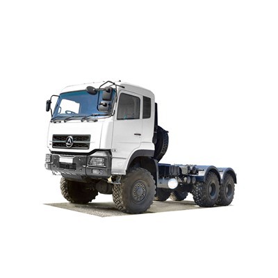 28.6 Tonna 6 × 6 Trucail Tarracóra le Cummins 8.9L Inneall LHD Nó RHD
